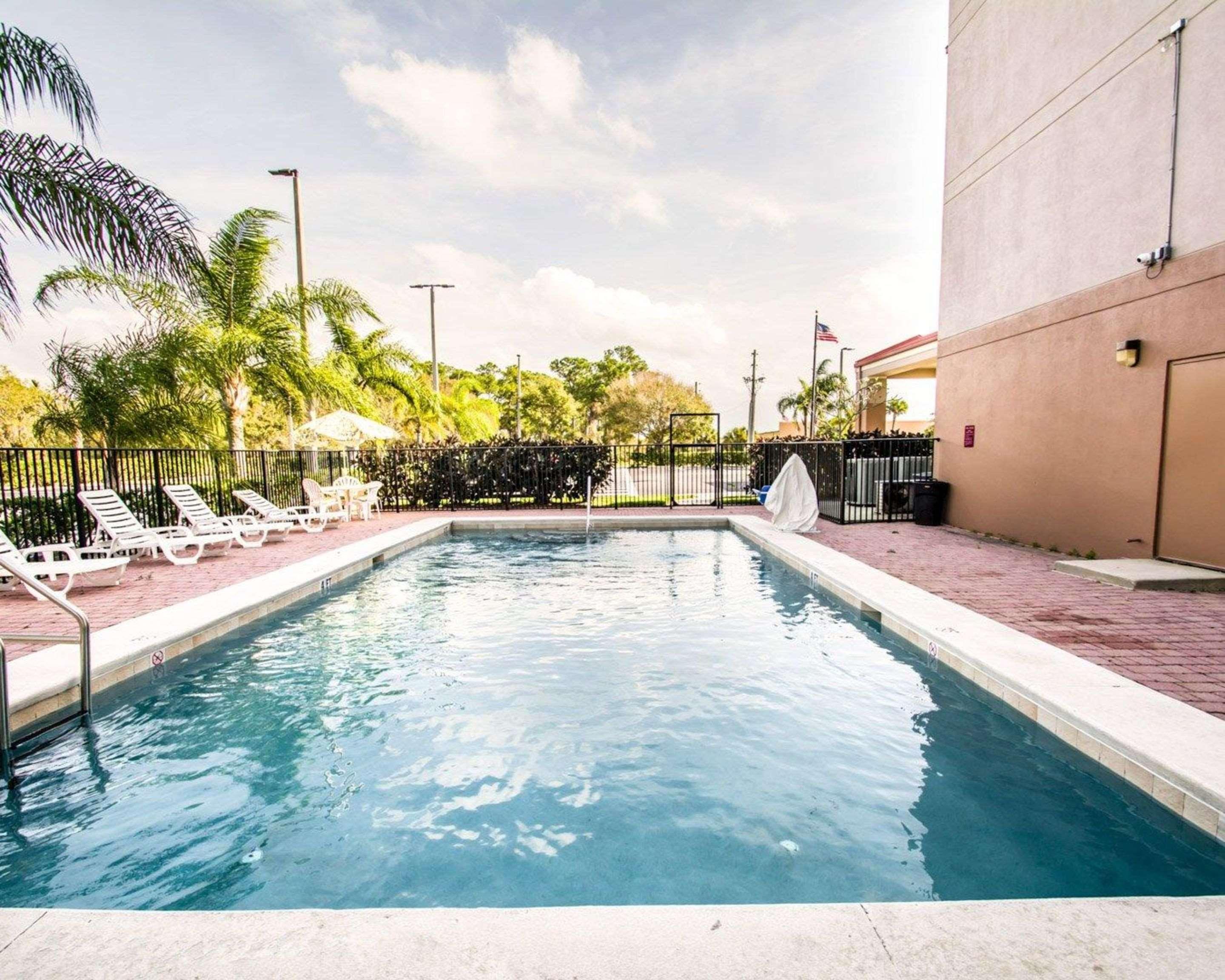 Sleep Inn Fort Pierce I-95 Buitenkant foto