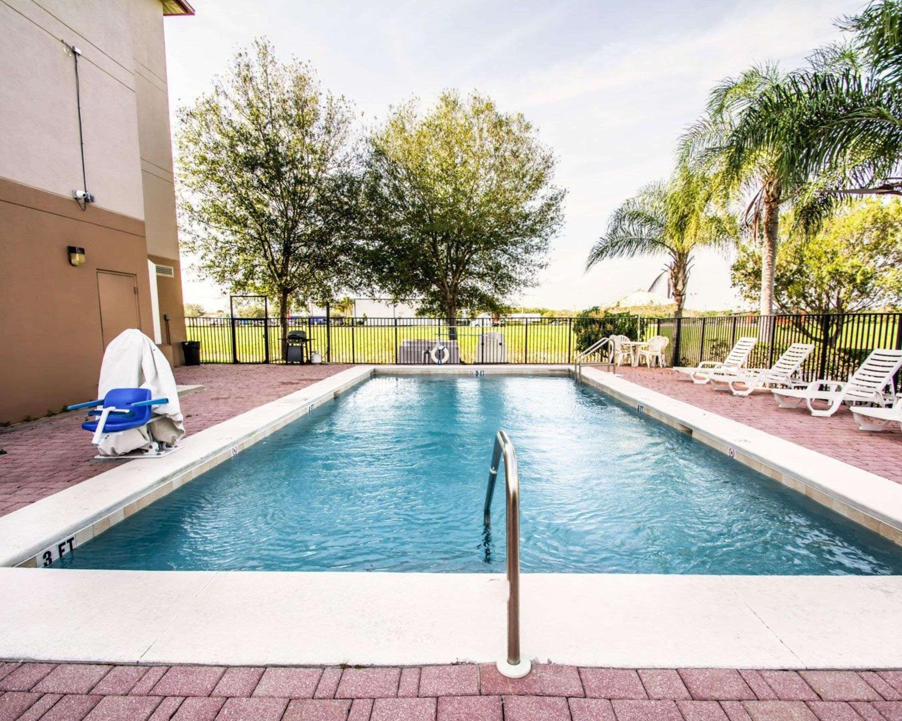 Sleep Inn Fort Pierce I-95 Buitenkant foto